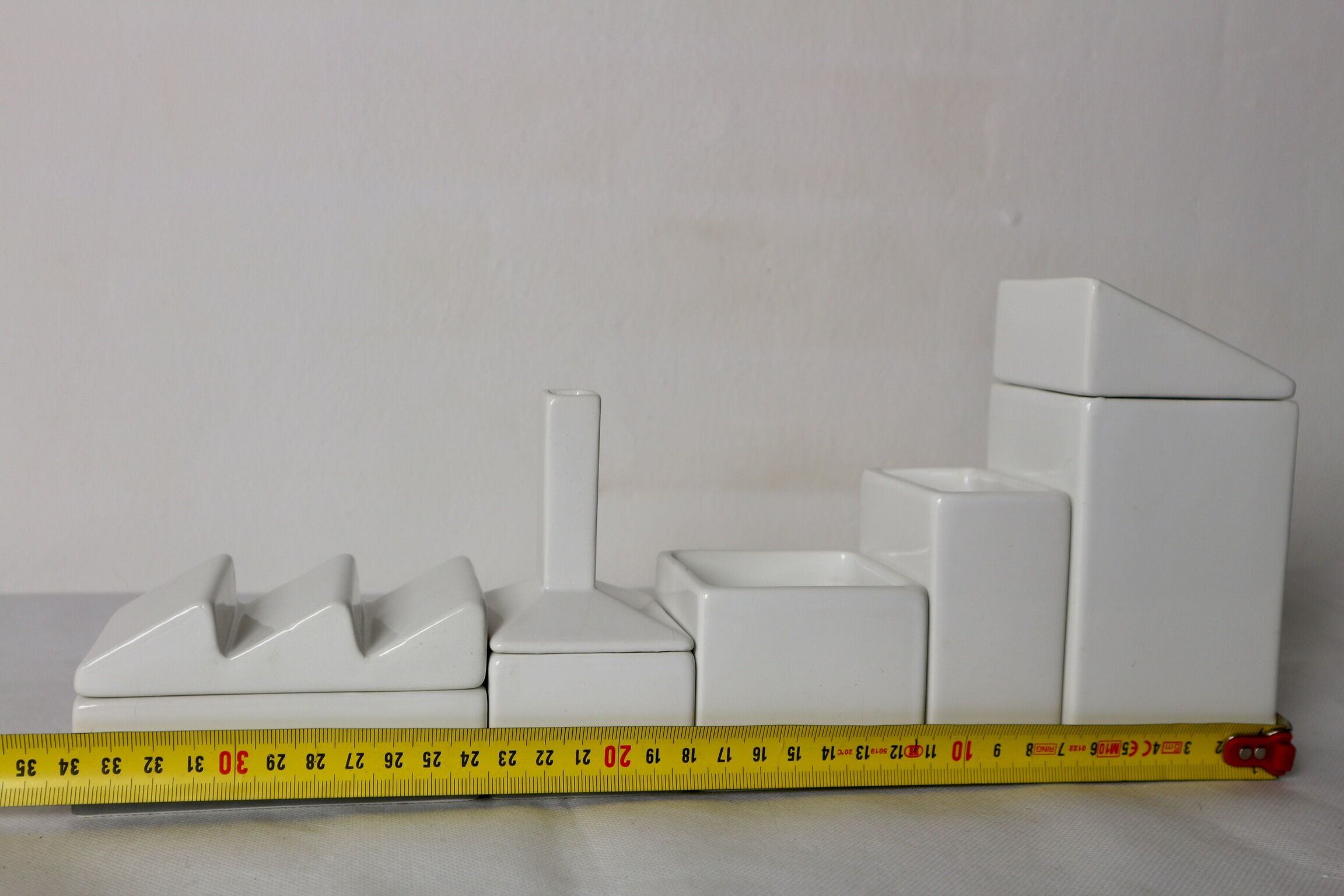 Seletti Desktructure necessary