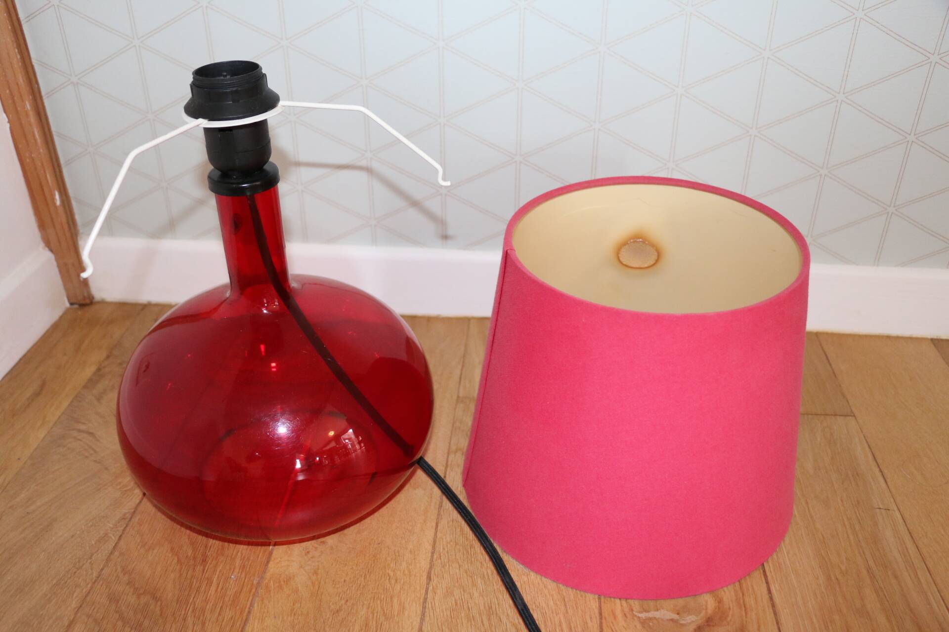 Anne Nilsson glass lamp