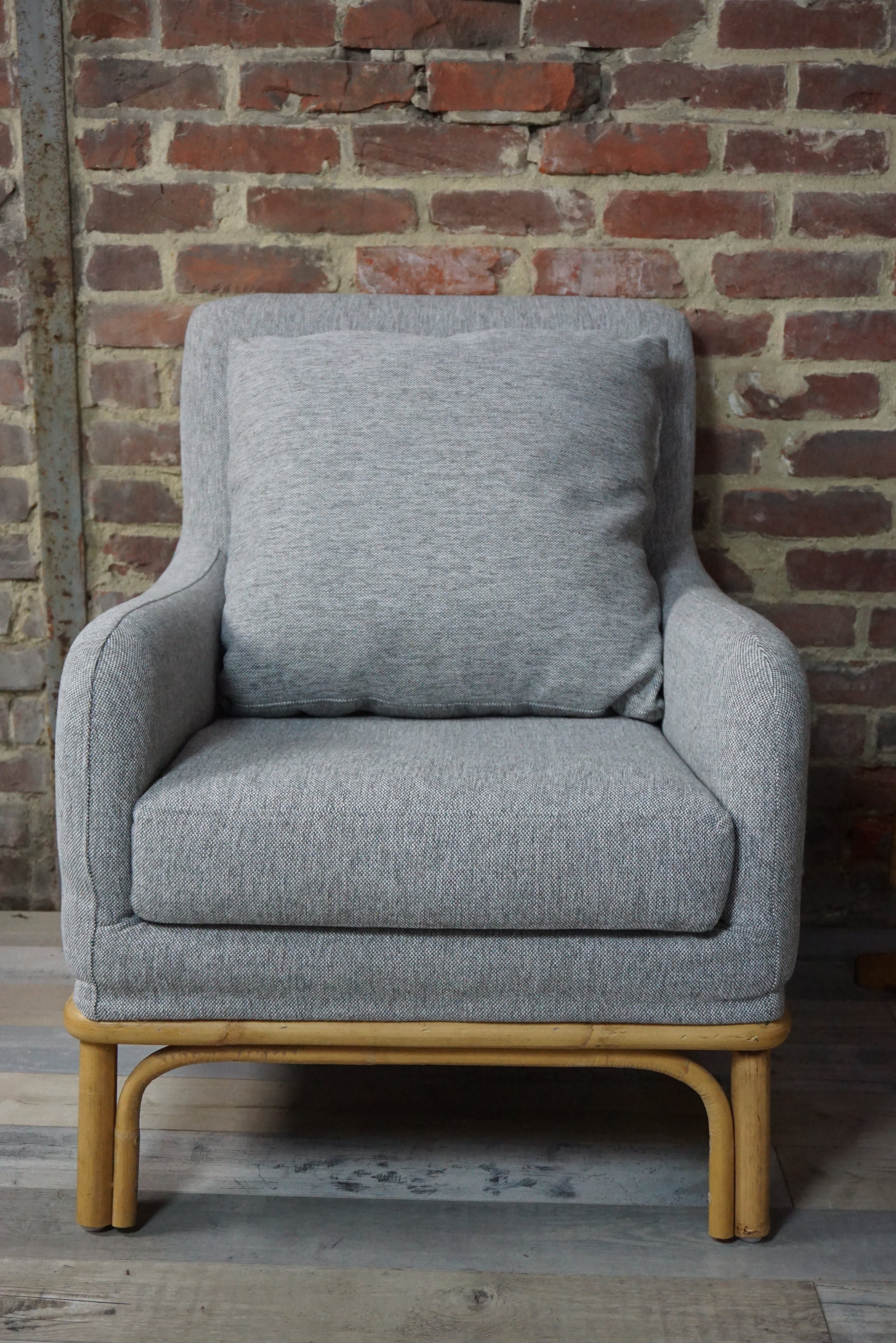 Cocooning rattan chair