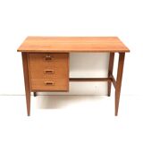 Vintage 3-drawer desk made in the 60s