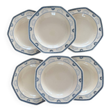 6 assiettes octogonales Longchamp France à décors de fleurs de lotus bleues