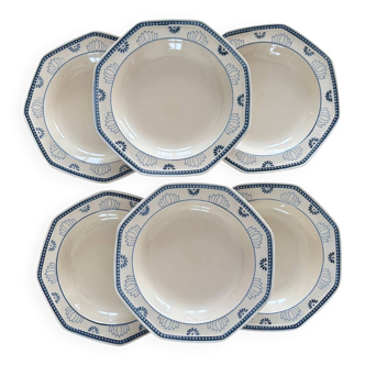 6 assiettes octogonales Longchamp France à décors de fleurs de lotus bleues