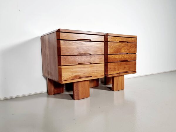 Ensemble de 2 armoires R40 Pierre Chapo en orme massif, France, 1970