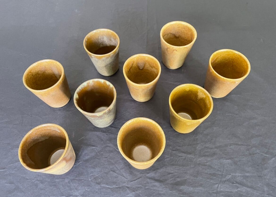 Digoin sandstone cups