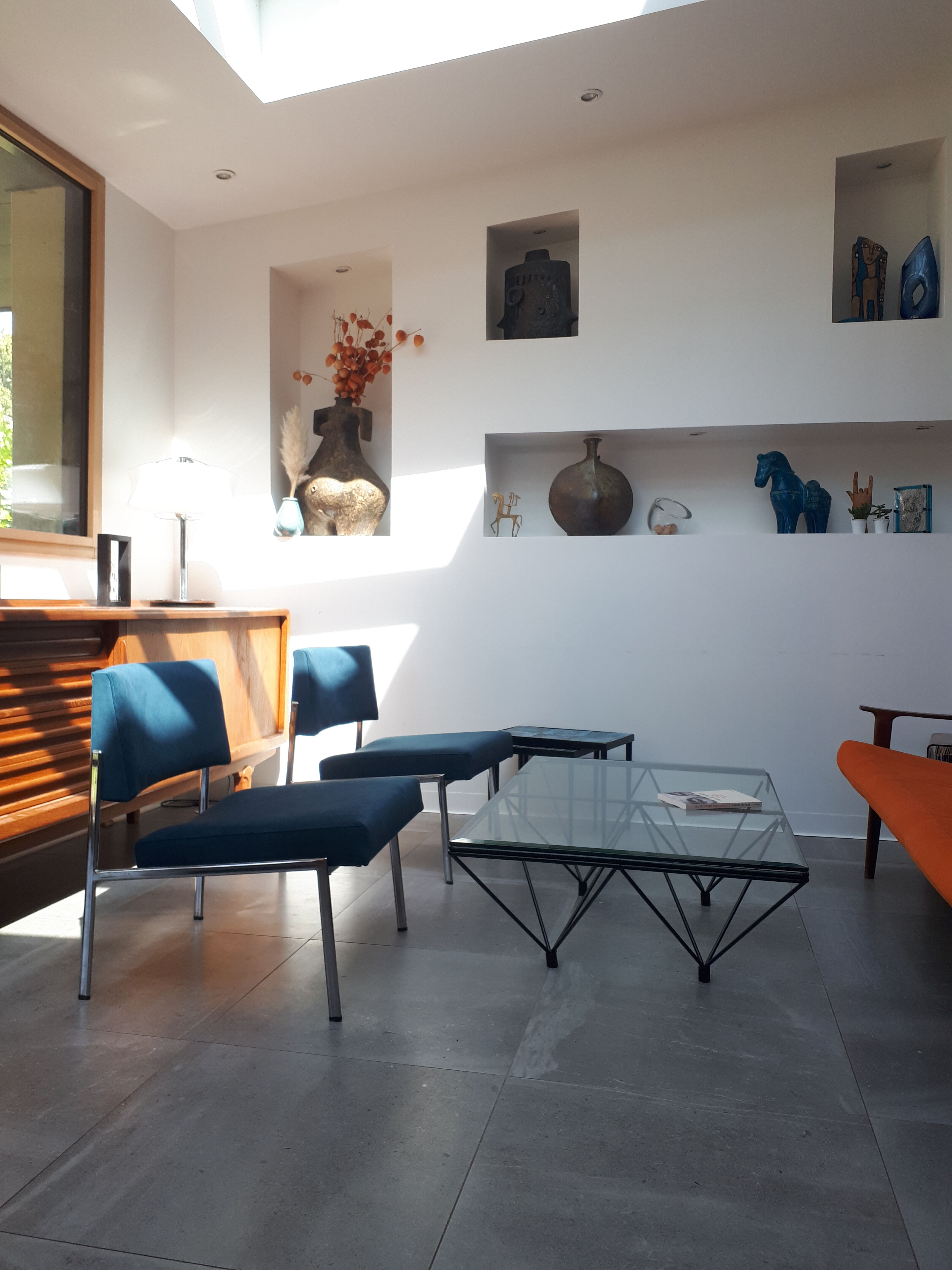 Pair of chairs from the 70s