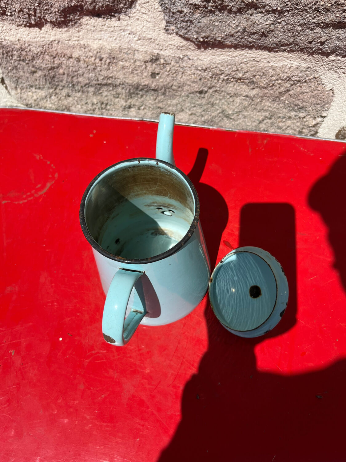 Enamelled coffee maker