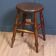 Tabouret Windsor ancien