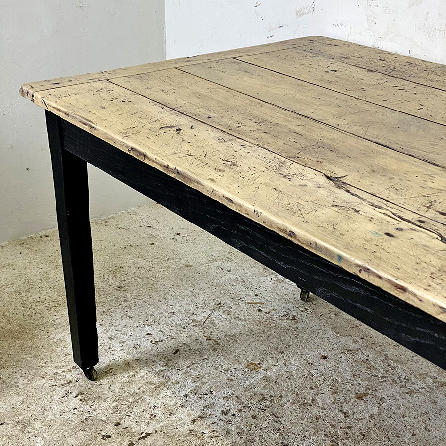 Farmhouse table