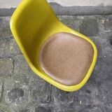 Charles and ray eames chair, dsx model, edited by herman millar for mobilier international