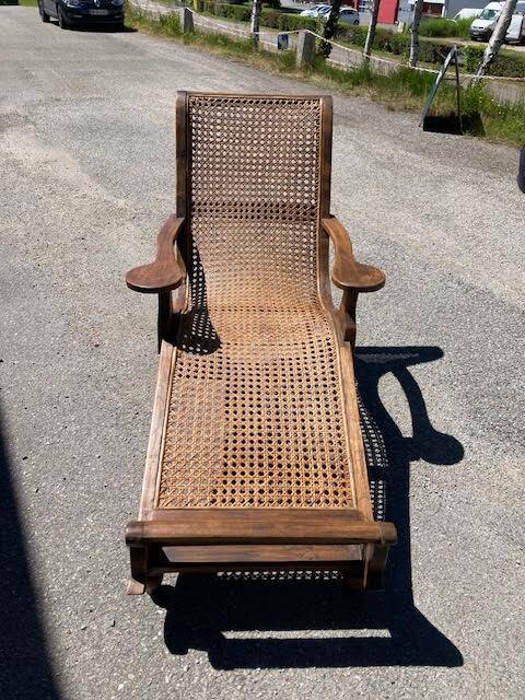 Colonial sun lounger