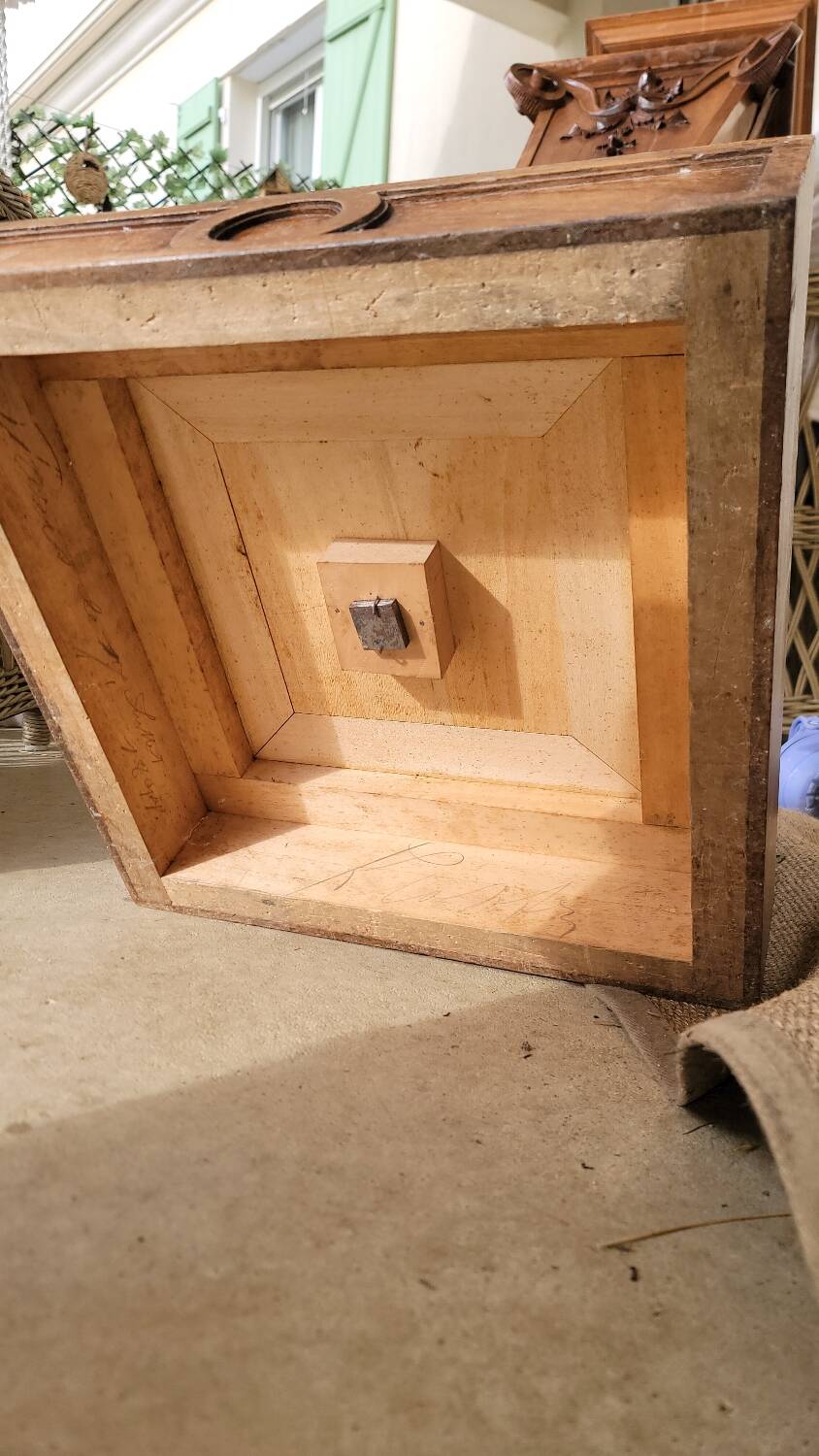 Late 19th century column