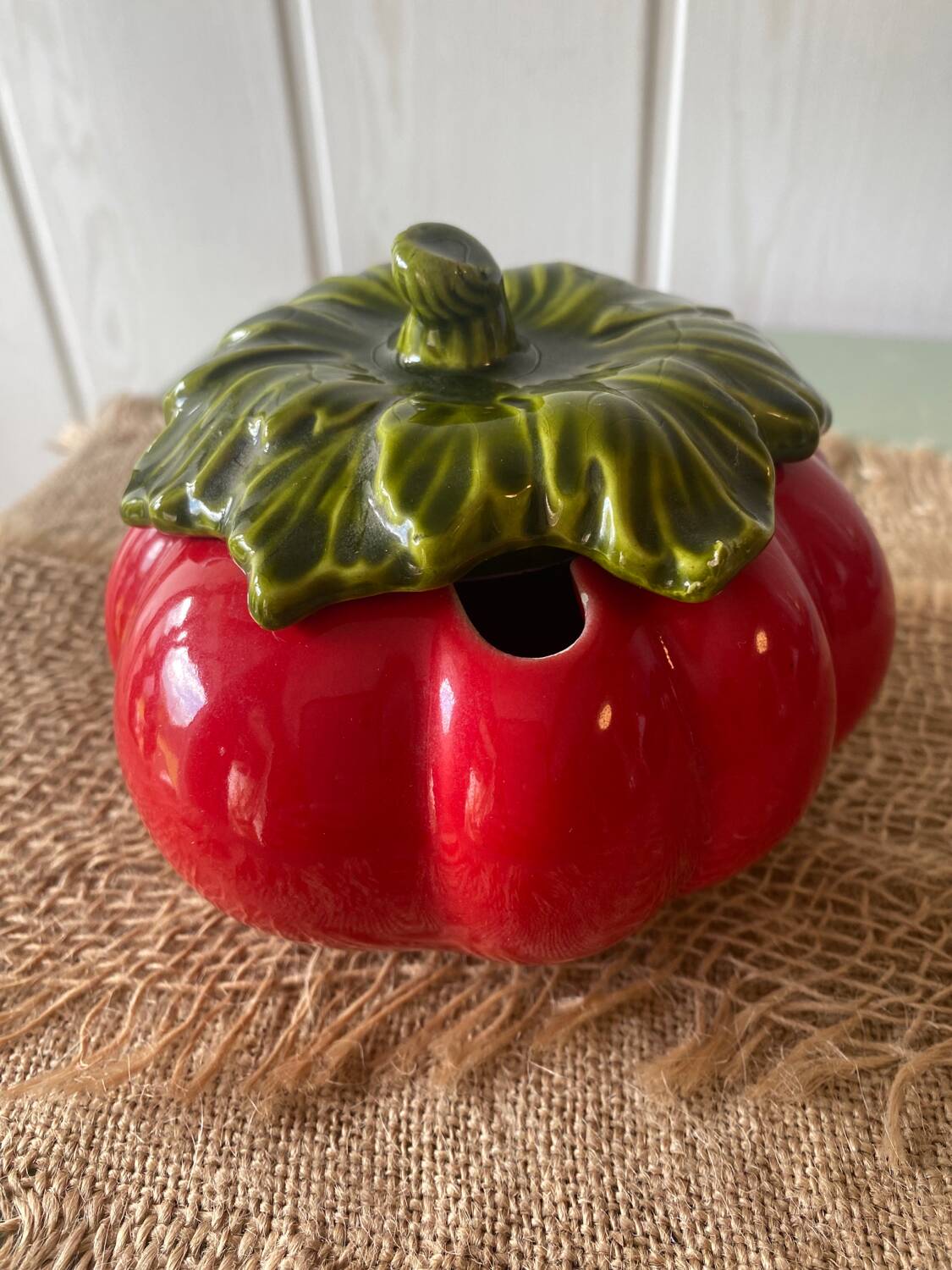 Tomato sugar bowl