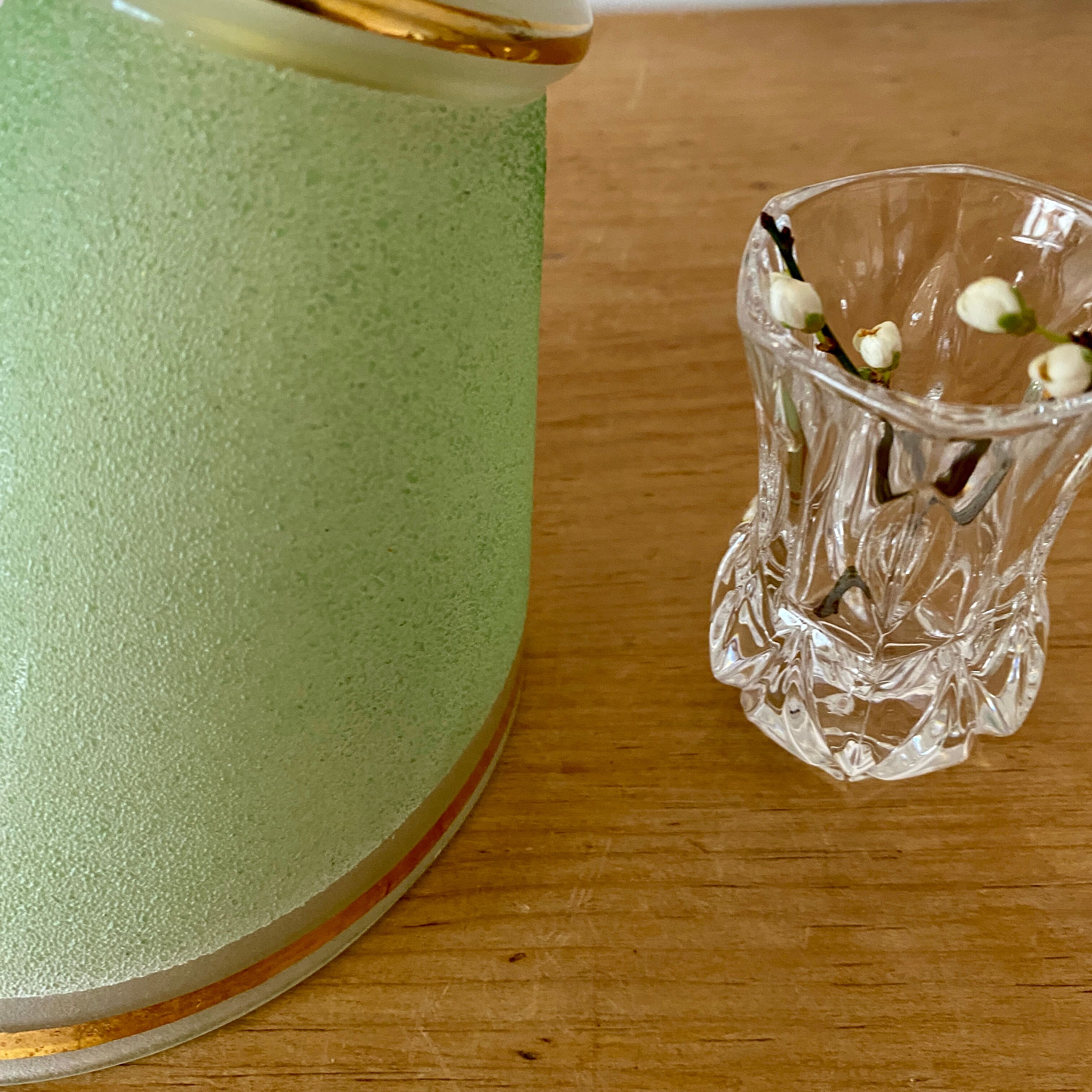 Vintage tulip walkman in green sandblasted glass