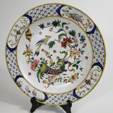 Round earthenware dish from Gien XIXth Horn of Abundance