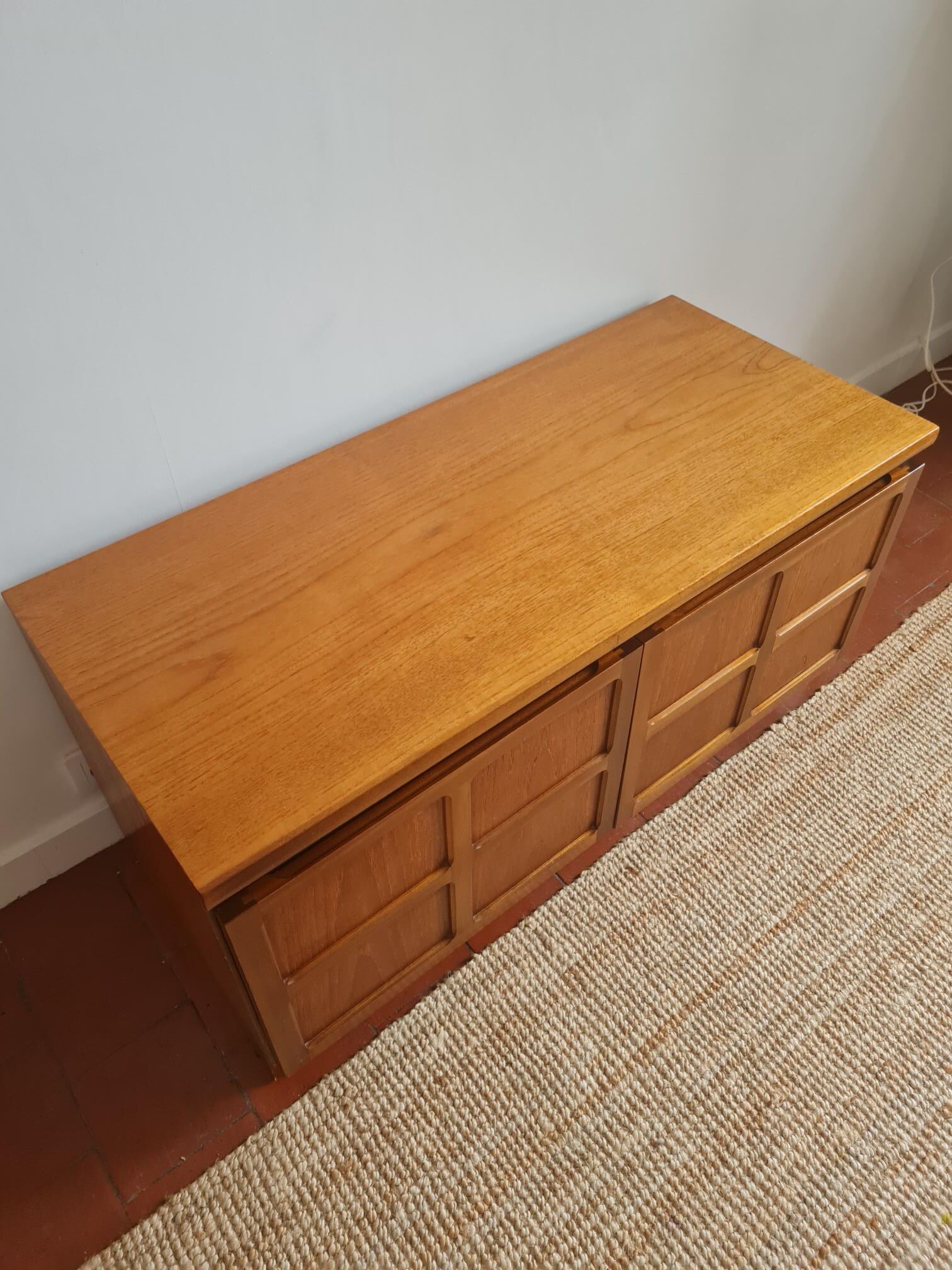 Buffet nathan squares  en teck des années 1960