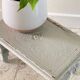 Tabouret vintage gris perle patiné