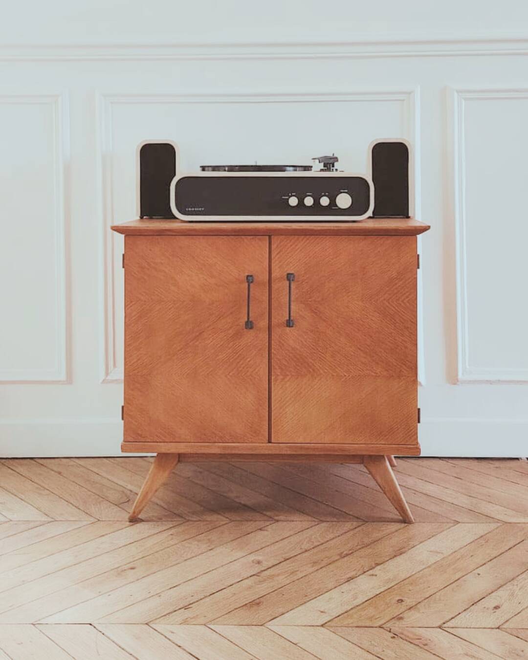 Renovated vintage vinyl cabinet, 1960s