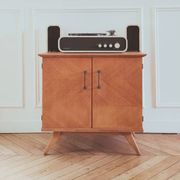 Meuble à vinyles vintage rénové, années 60