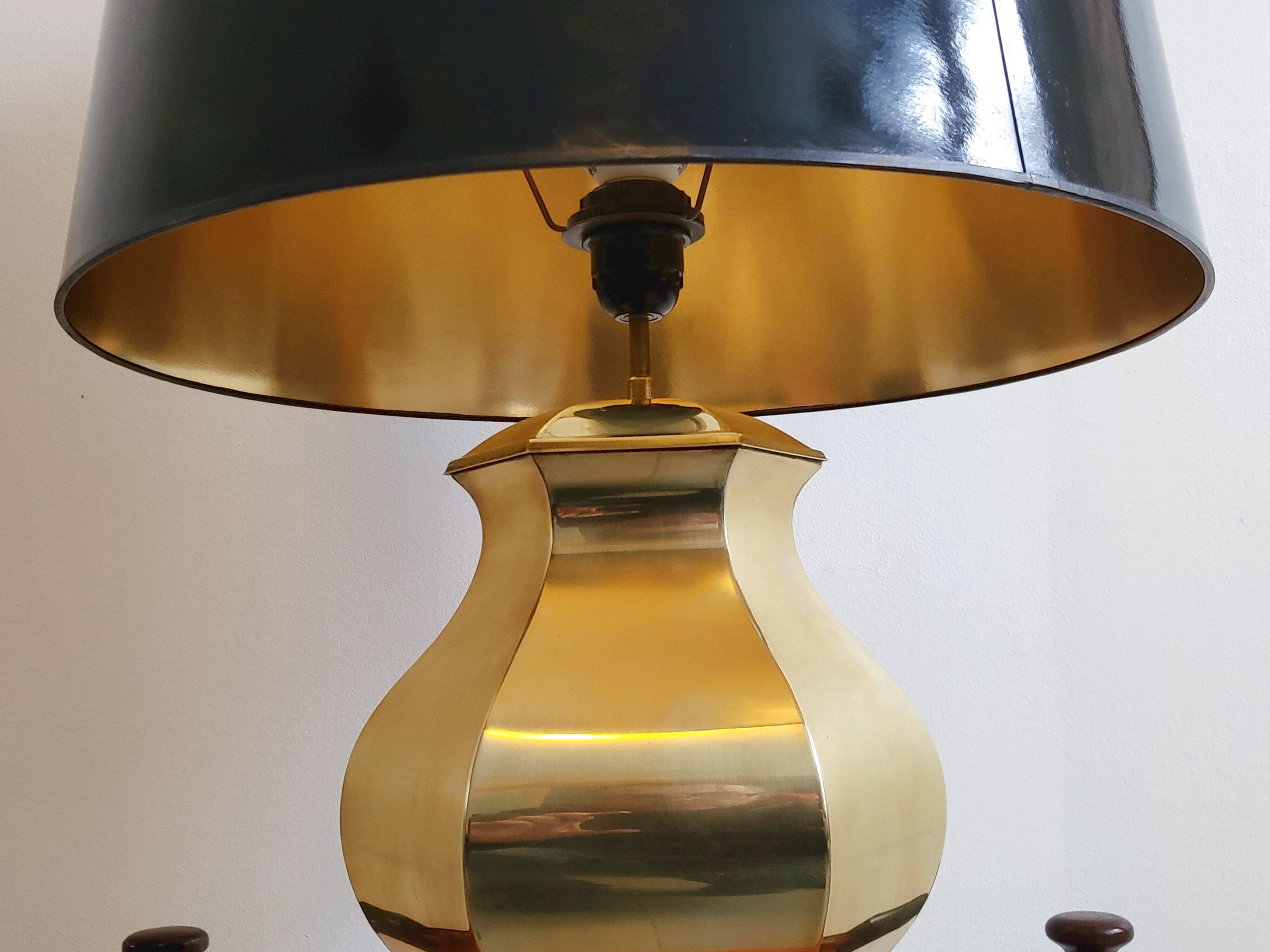 Vintage 1970 lamp in gold metal