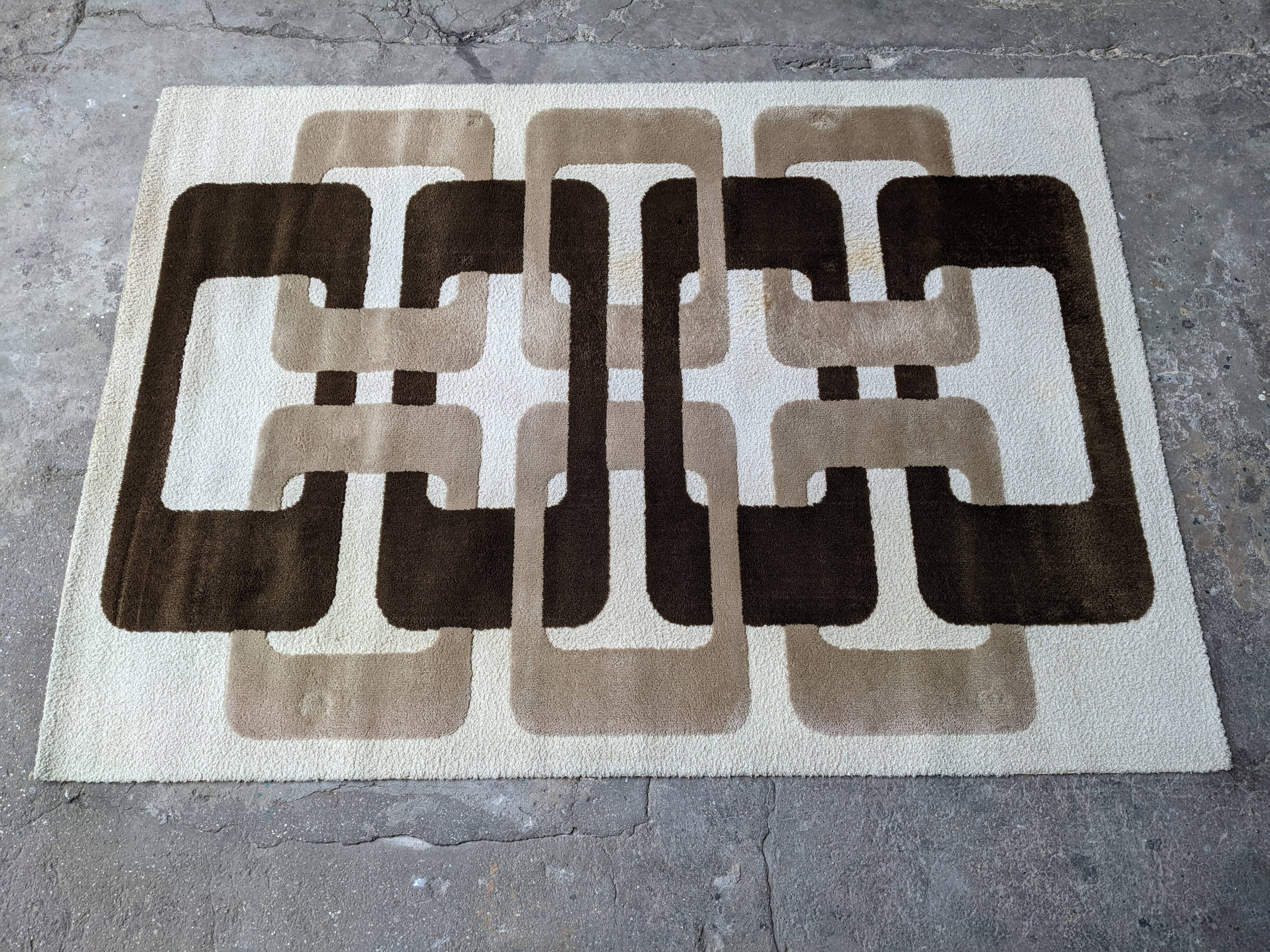 Wool rug from the 60s/70s (280x200cm)