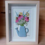Composition d'un bouquet de fleurs de jardin à l'aquarelle dans un arrosoir en argile fait main