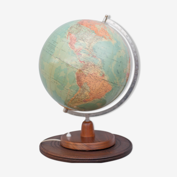 Globe lamp,Globe of Rath 1976,Wooden foot,ancient world map, Made inGRD Leipzig