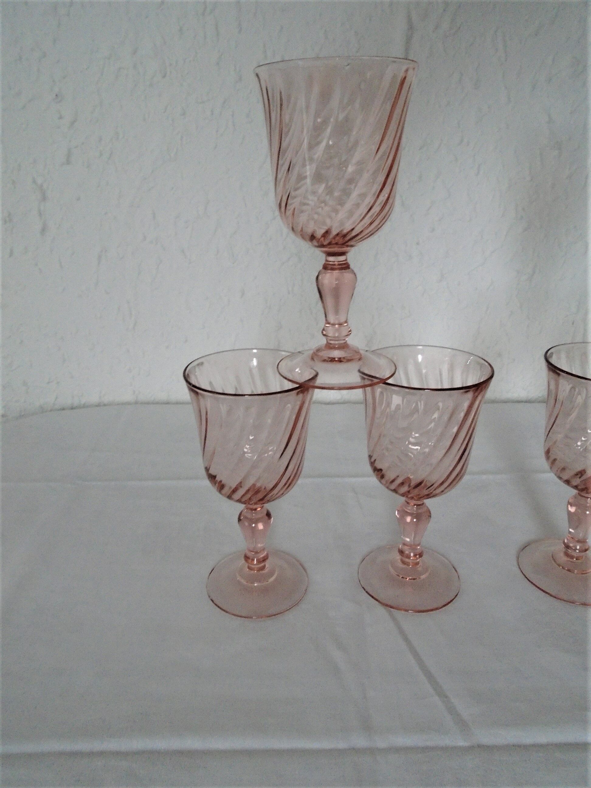6 large pink glasses Luminarc rosaline twists