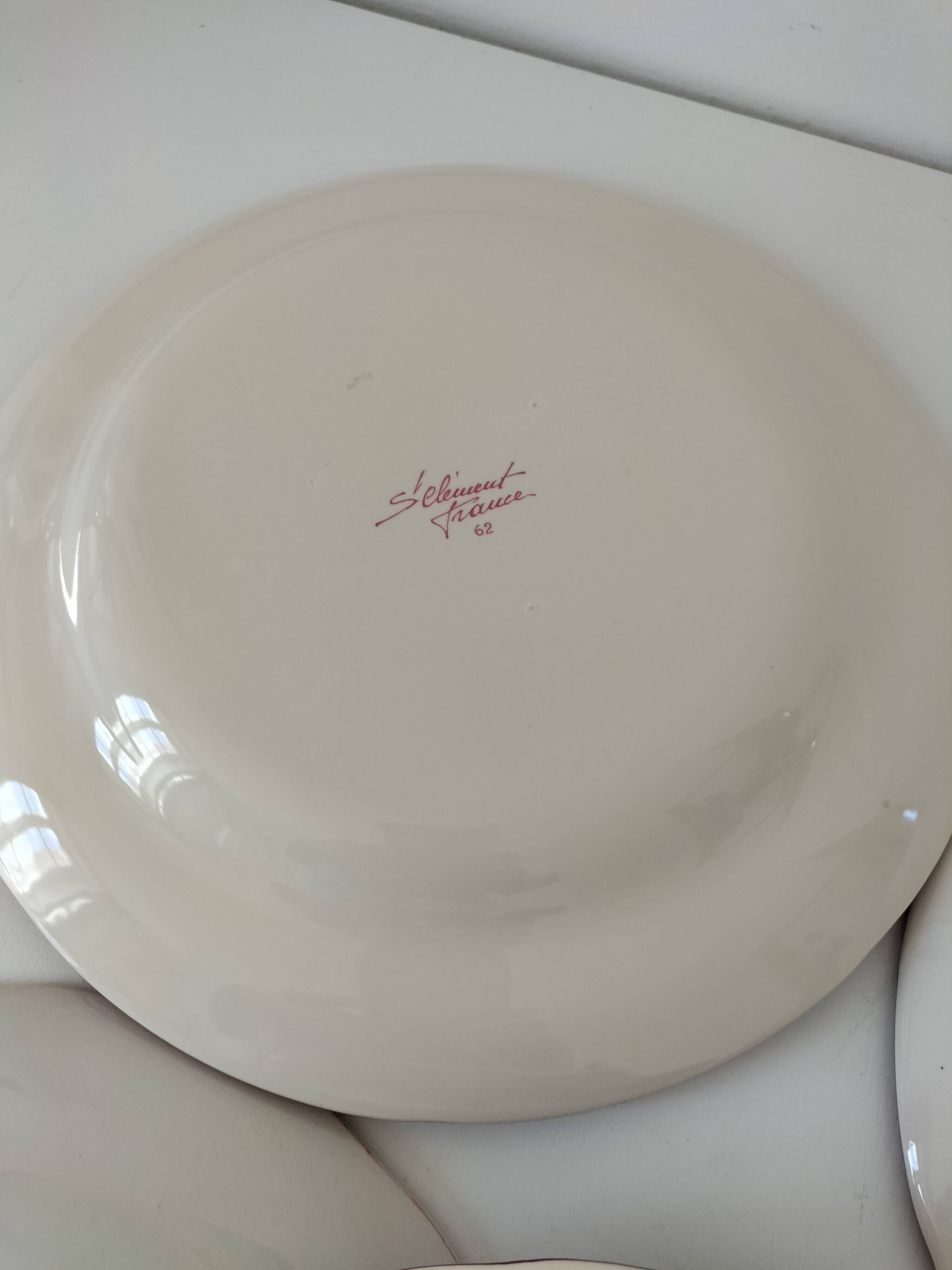 Set of 6 plates with birds and roosters.