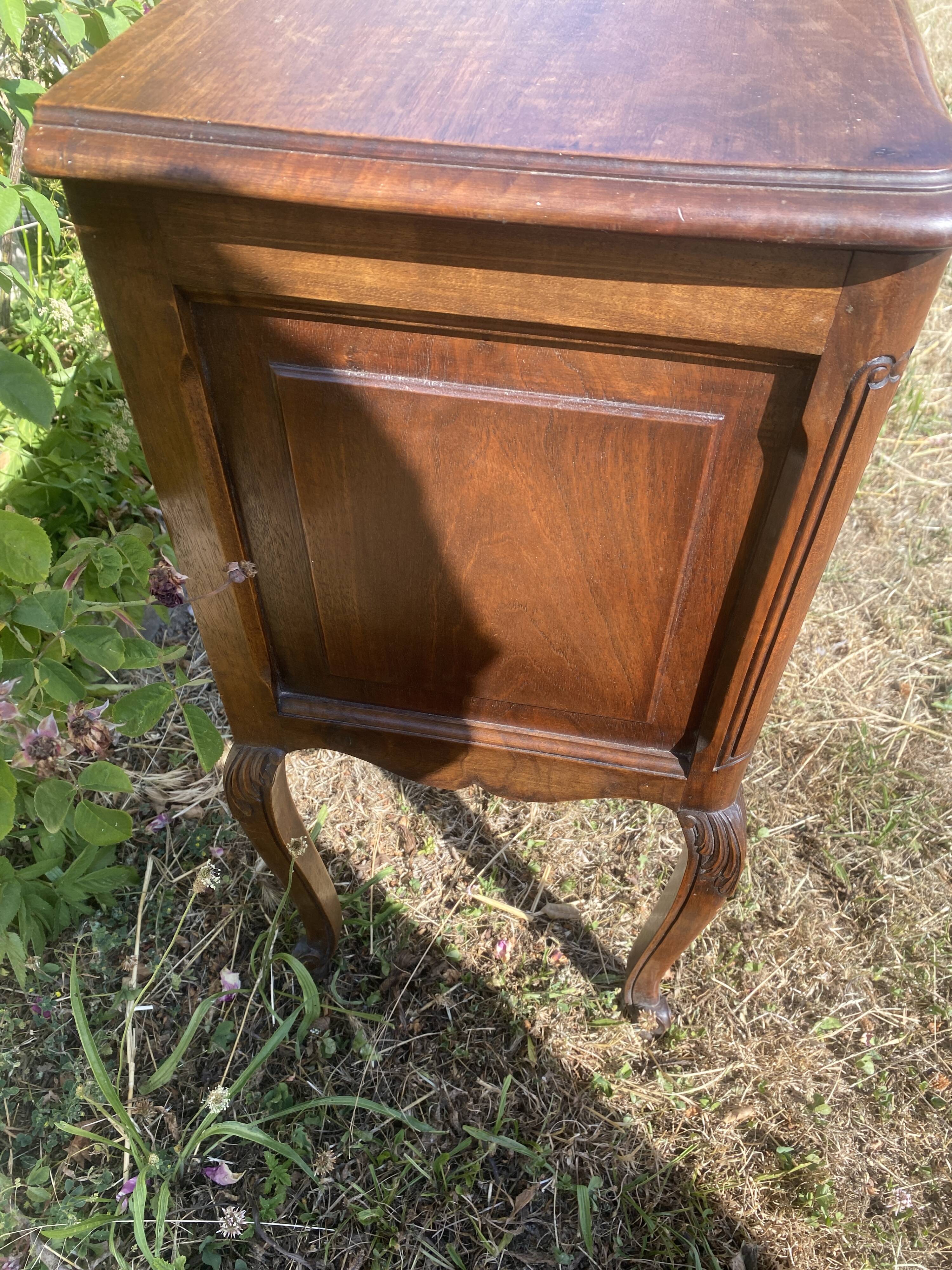 table de nuit