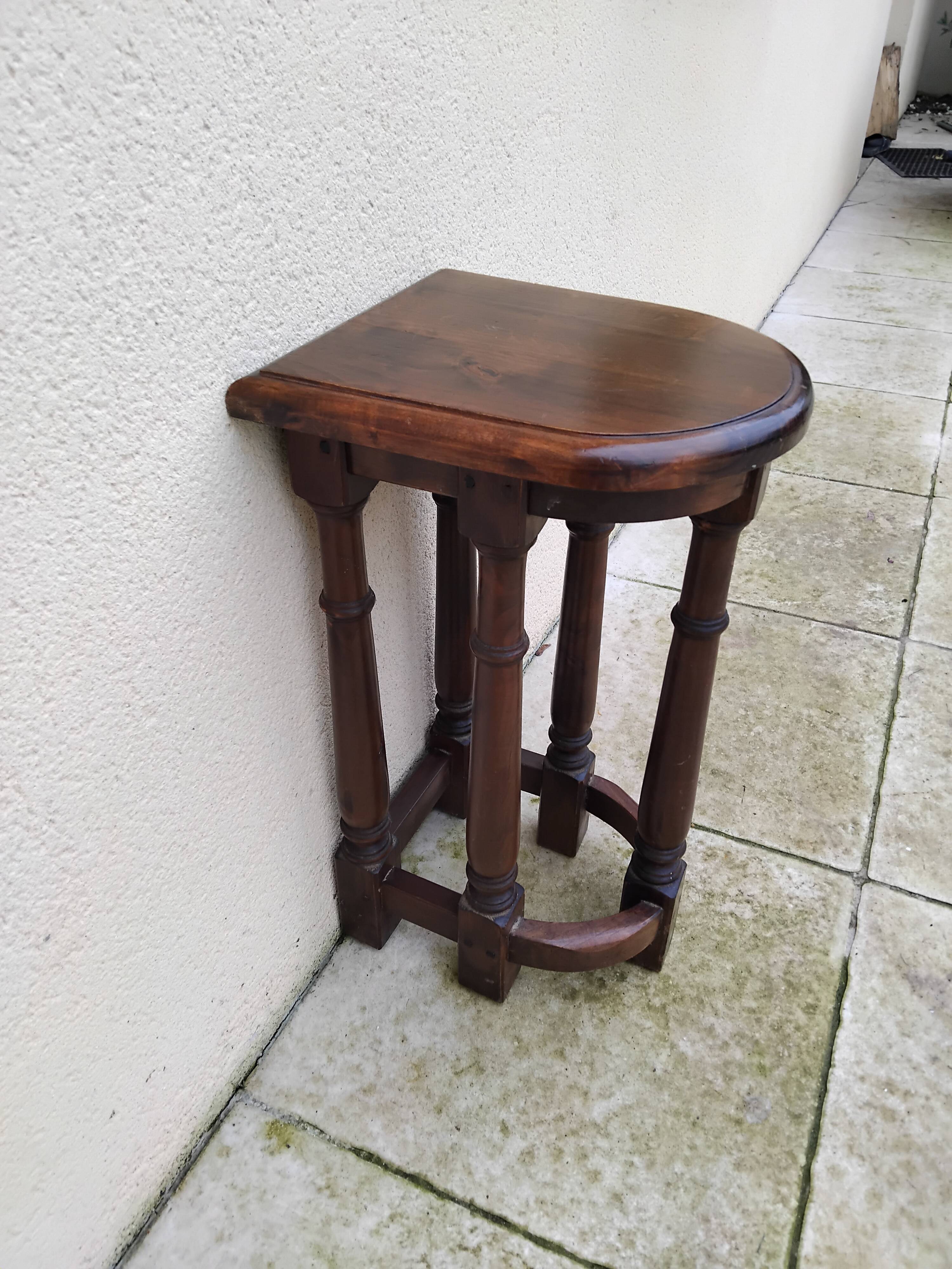 Vintage 80s side table or sofa end table in solid oak