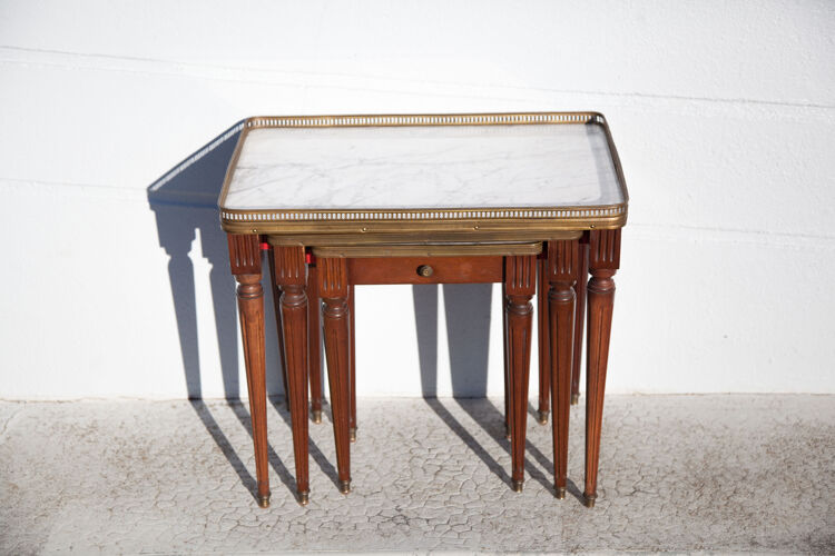 Tables gigognes bois et marbre, Louis XVI style