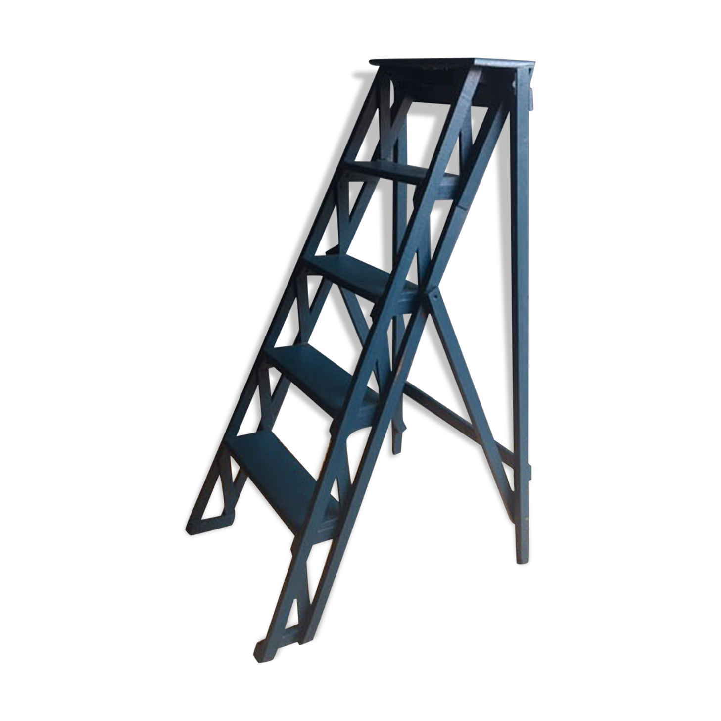 Deco library stepladder