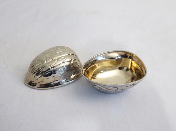Metal box / silver metal nut shape