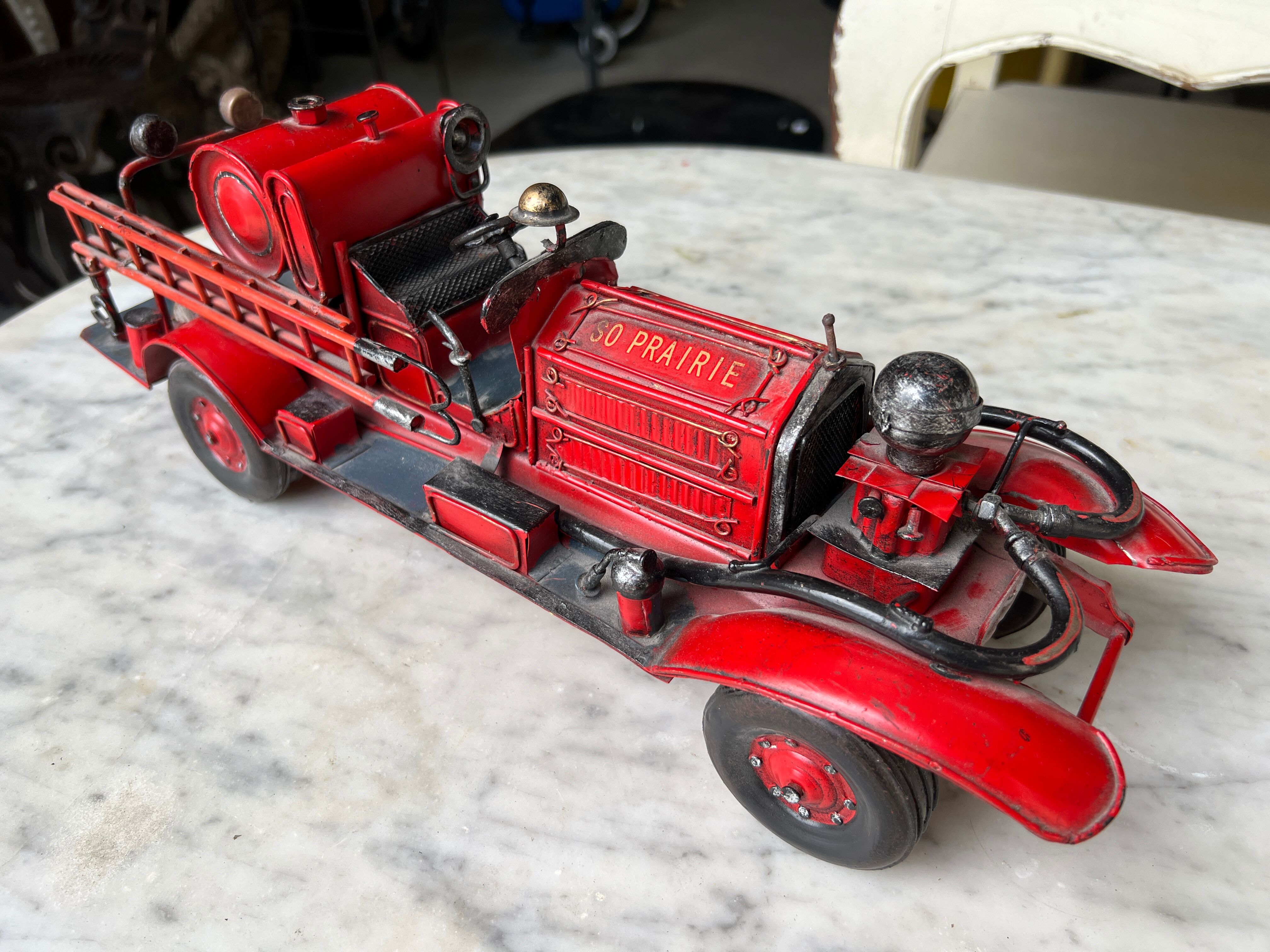 Vintage fire truck "So prairie" from 1926