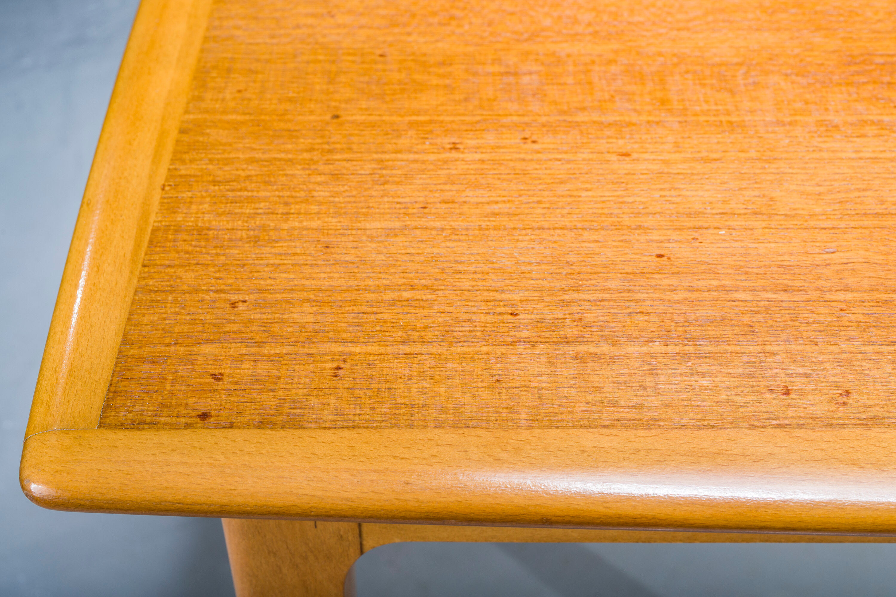 Extendable teak dinner table, 1960
