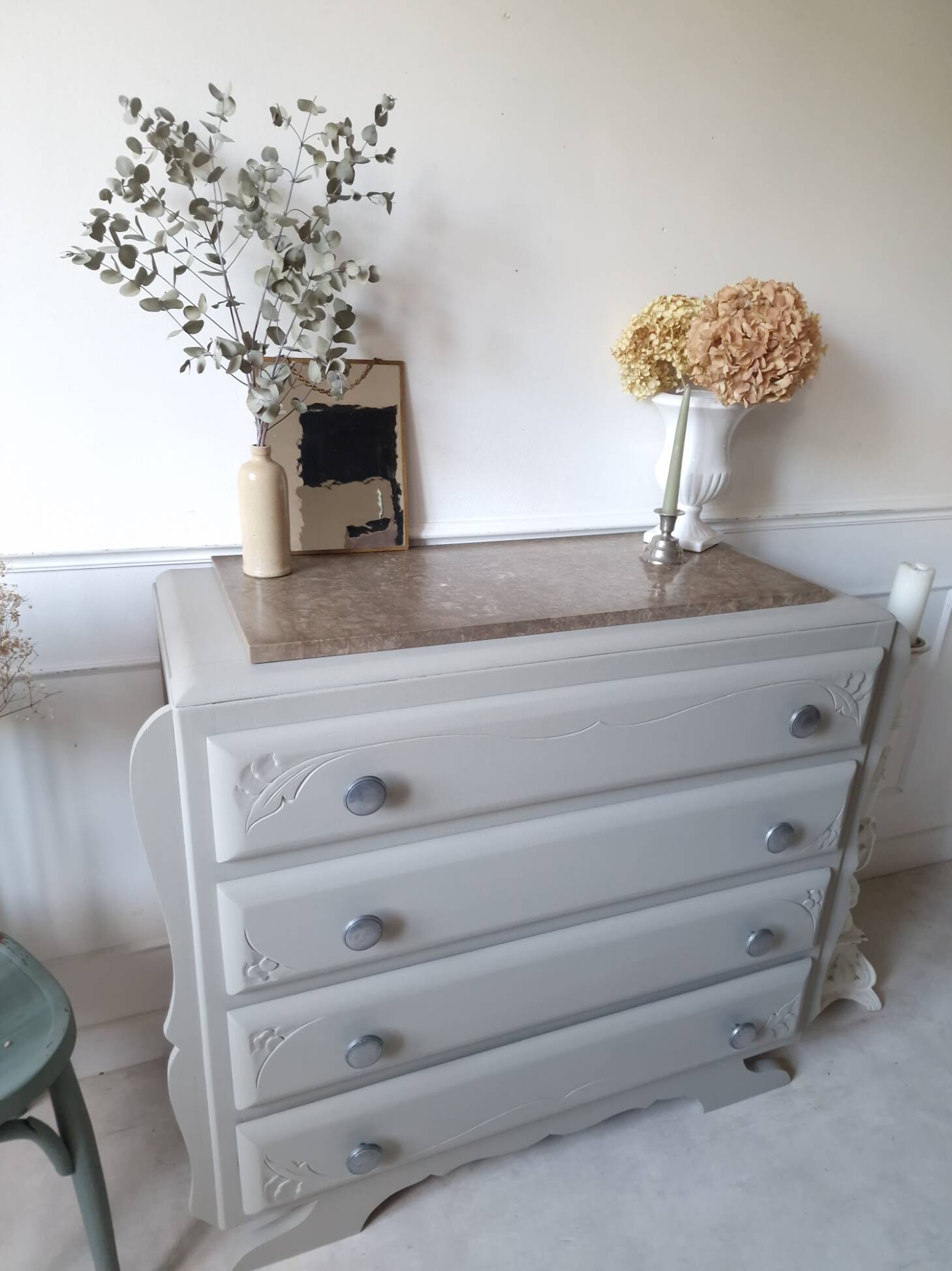 Art Deco chest of drawers