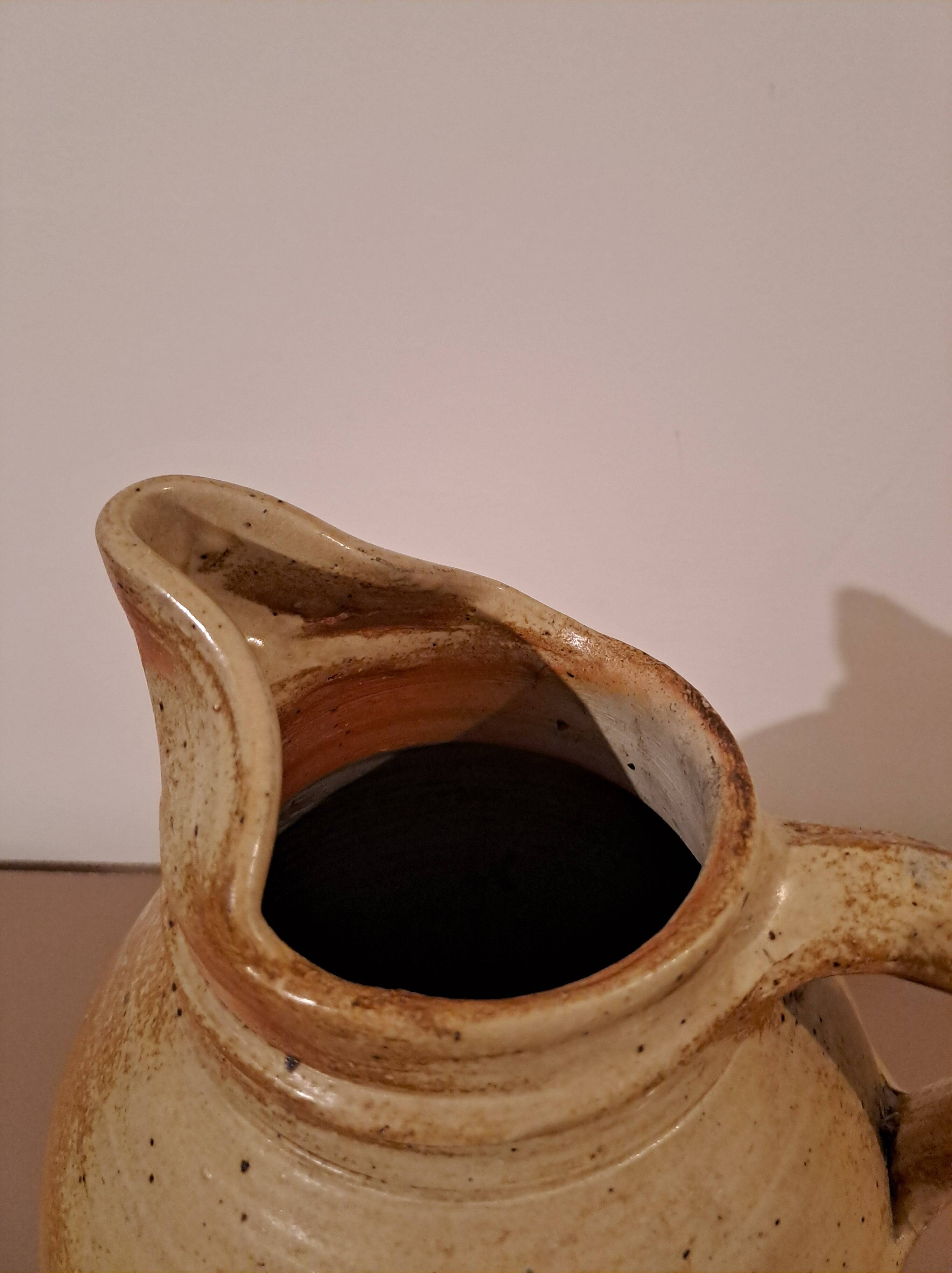 Pichet vintage en grès émaillé