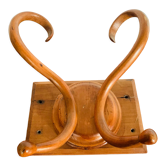 Wall-mounted coat rack