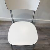 Chaise basse en Formica