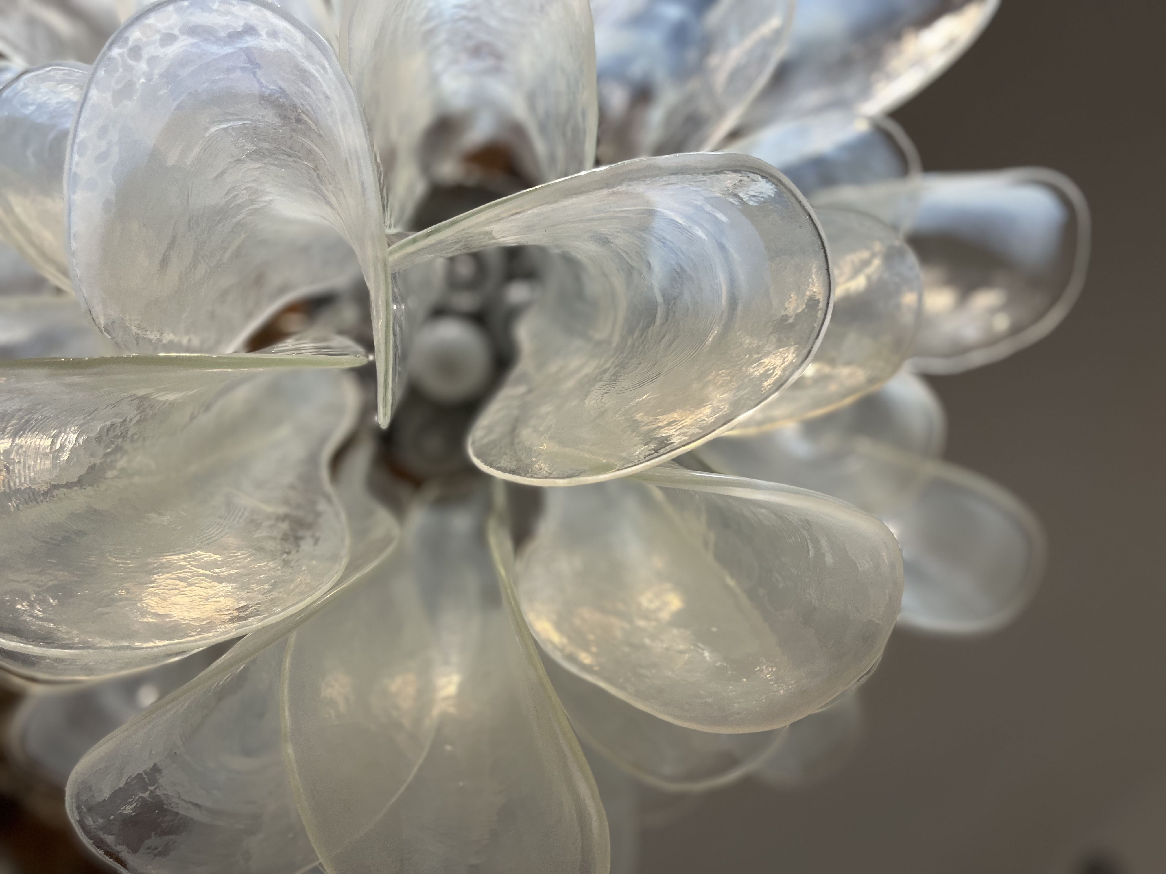 Pair of Murano chandeliers in petal by Paolo Venini