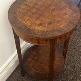 Table d’appoint / guéridon double plateau style Louis XVI en bois marqueté