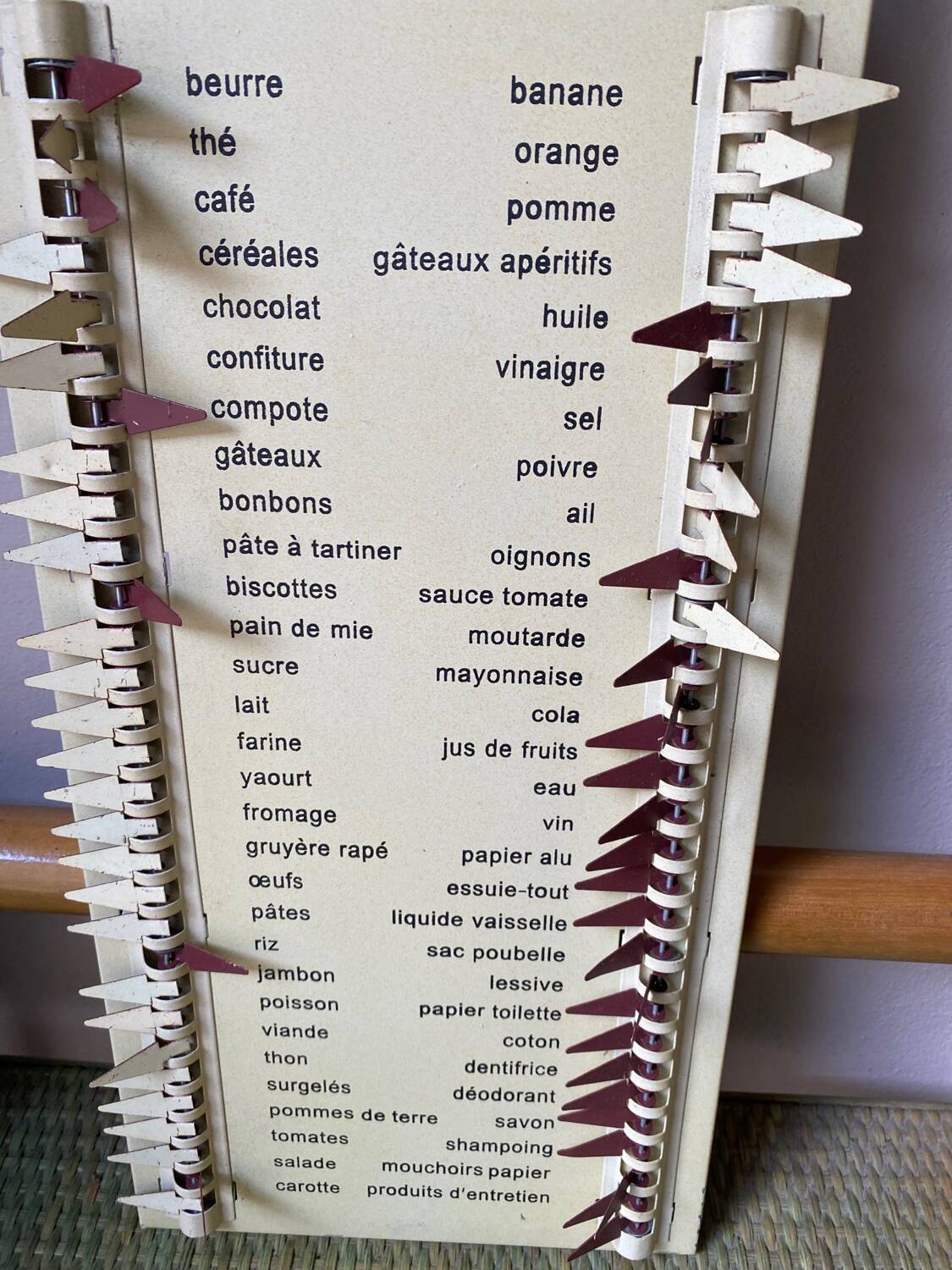 Pense bête commissions en métal