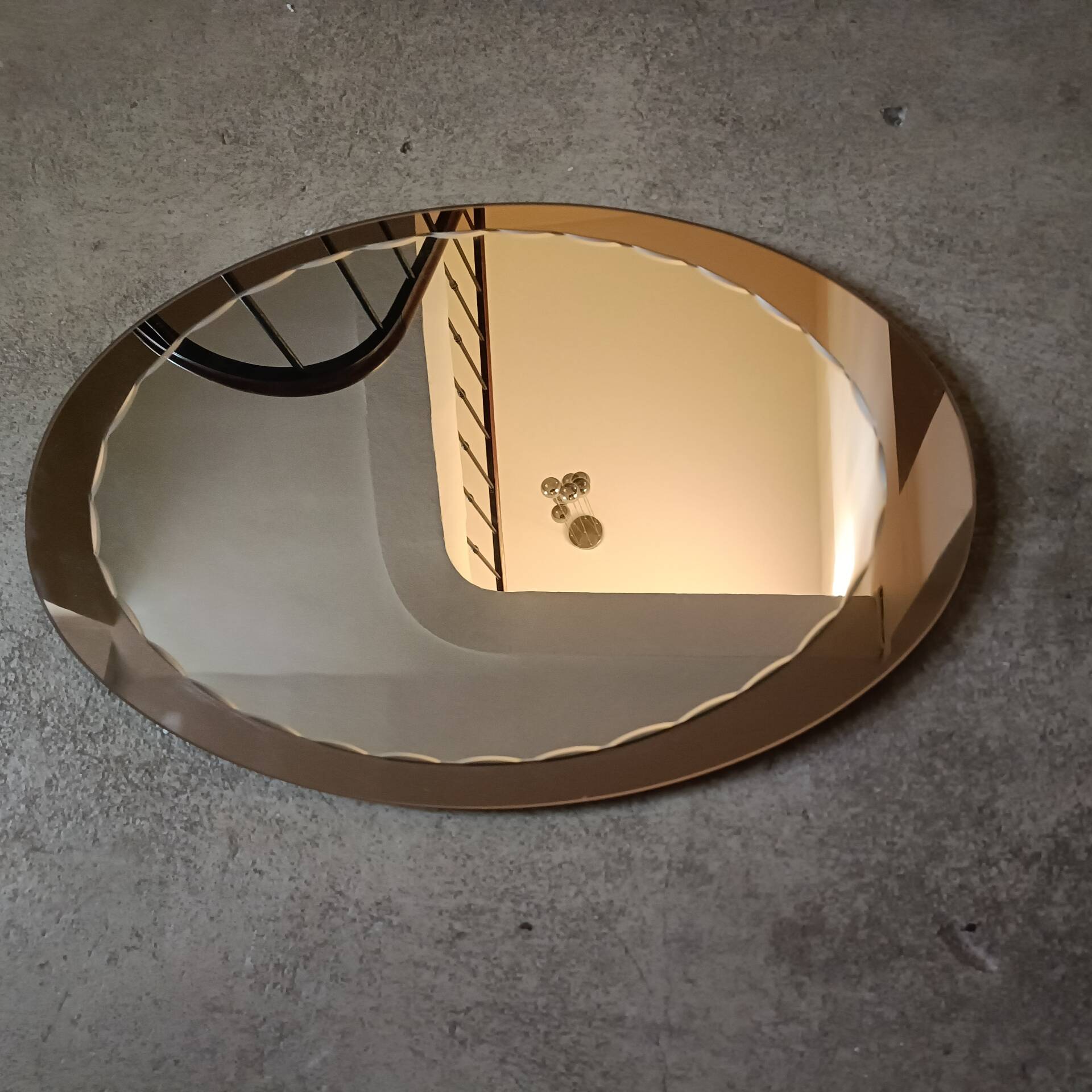 Bevelled oval mirror from the seventies