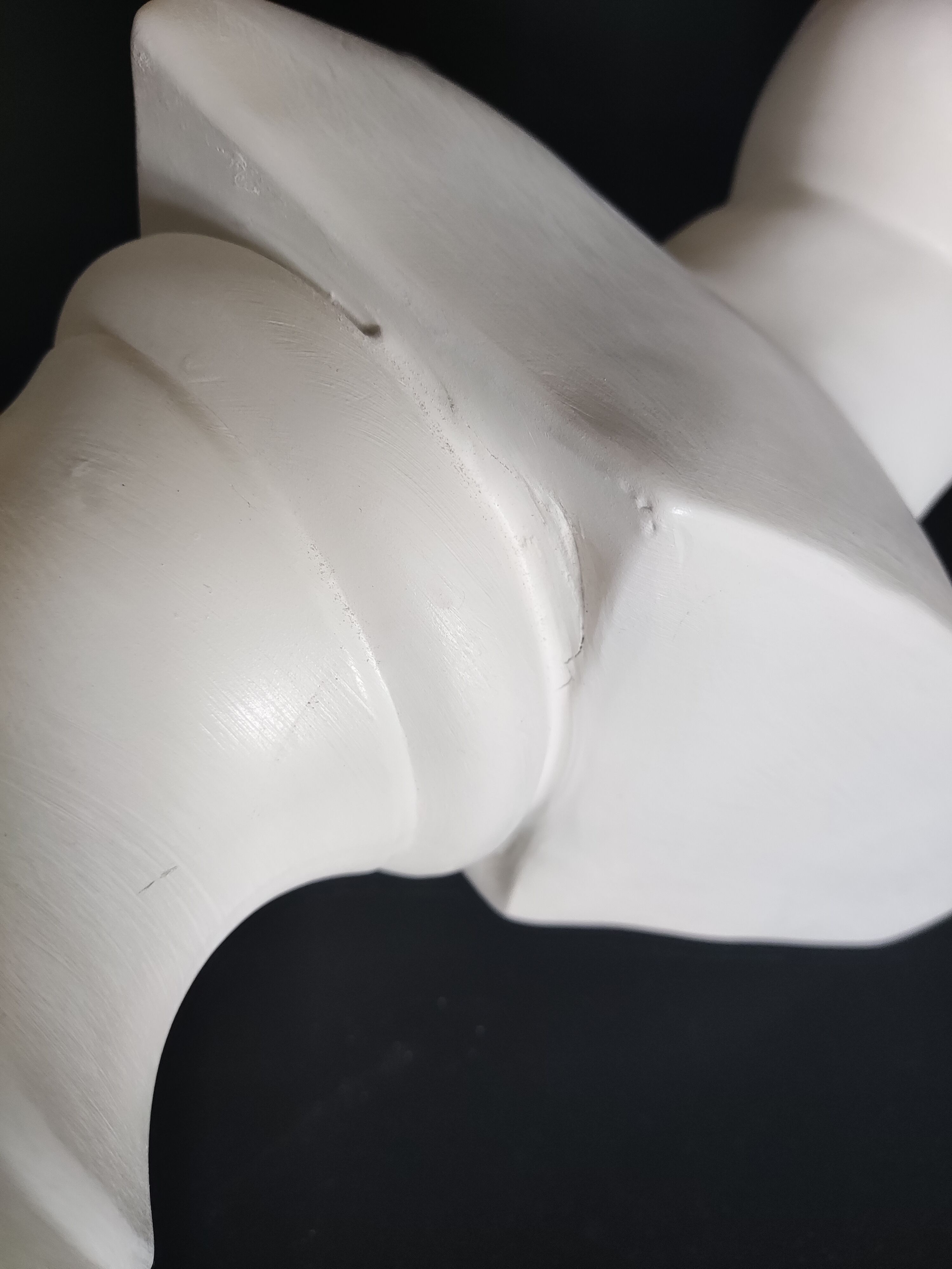 Buste de Hermès en plâtre blanc