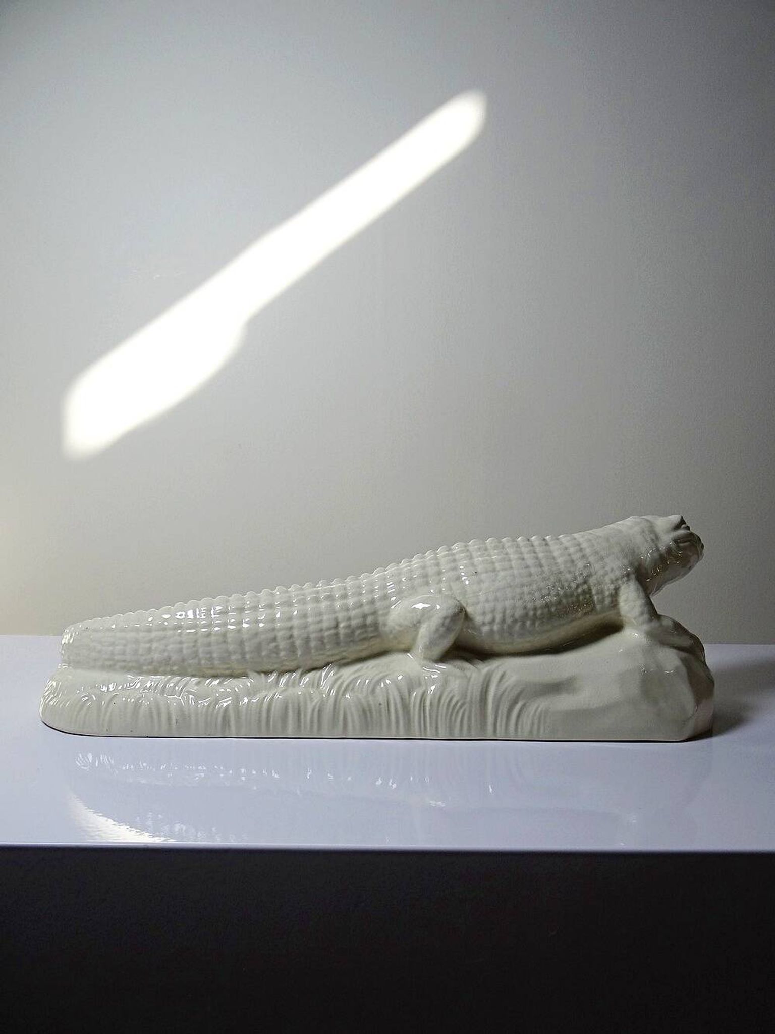 Large ancient crocodile Sarreguemines pottery Art Deco 1930s