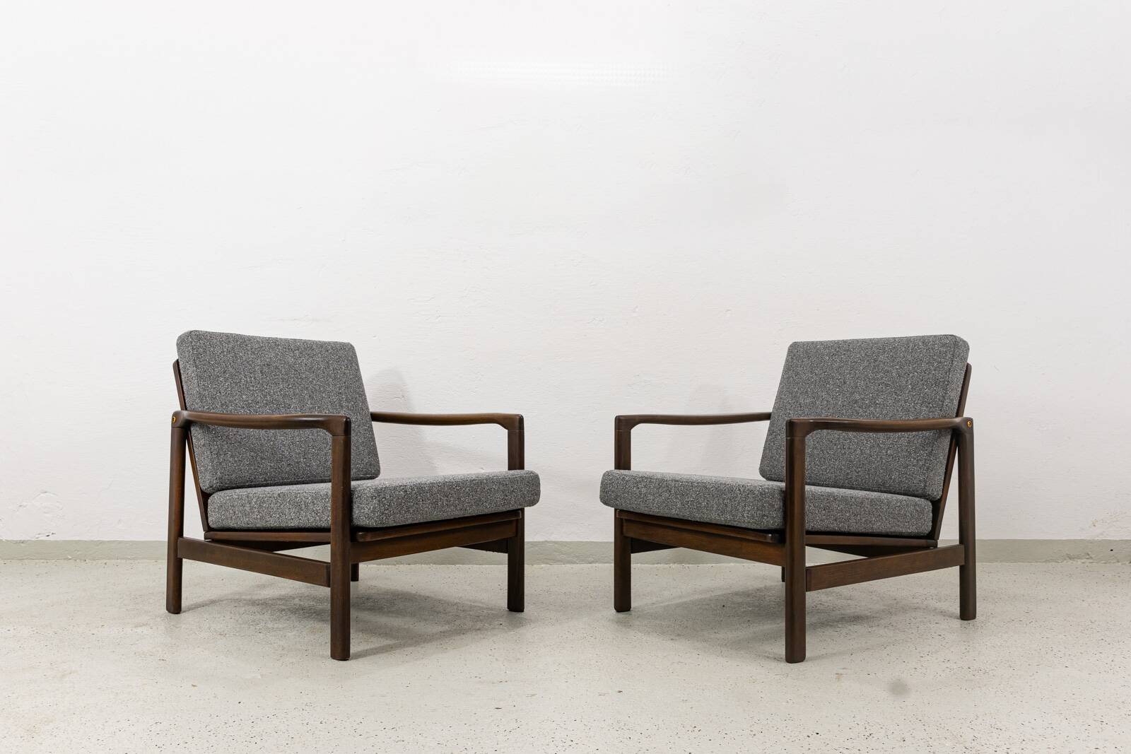Vintage armchairs B-7522 designed by Zenon Bączyk, Poland, 1960s, set of 2