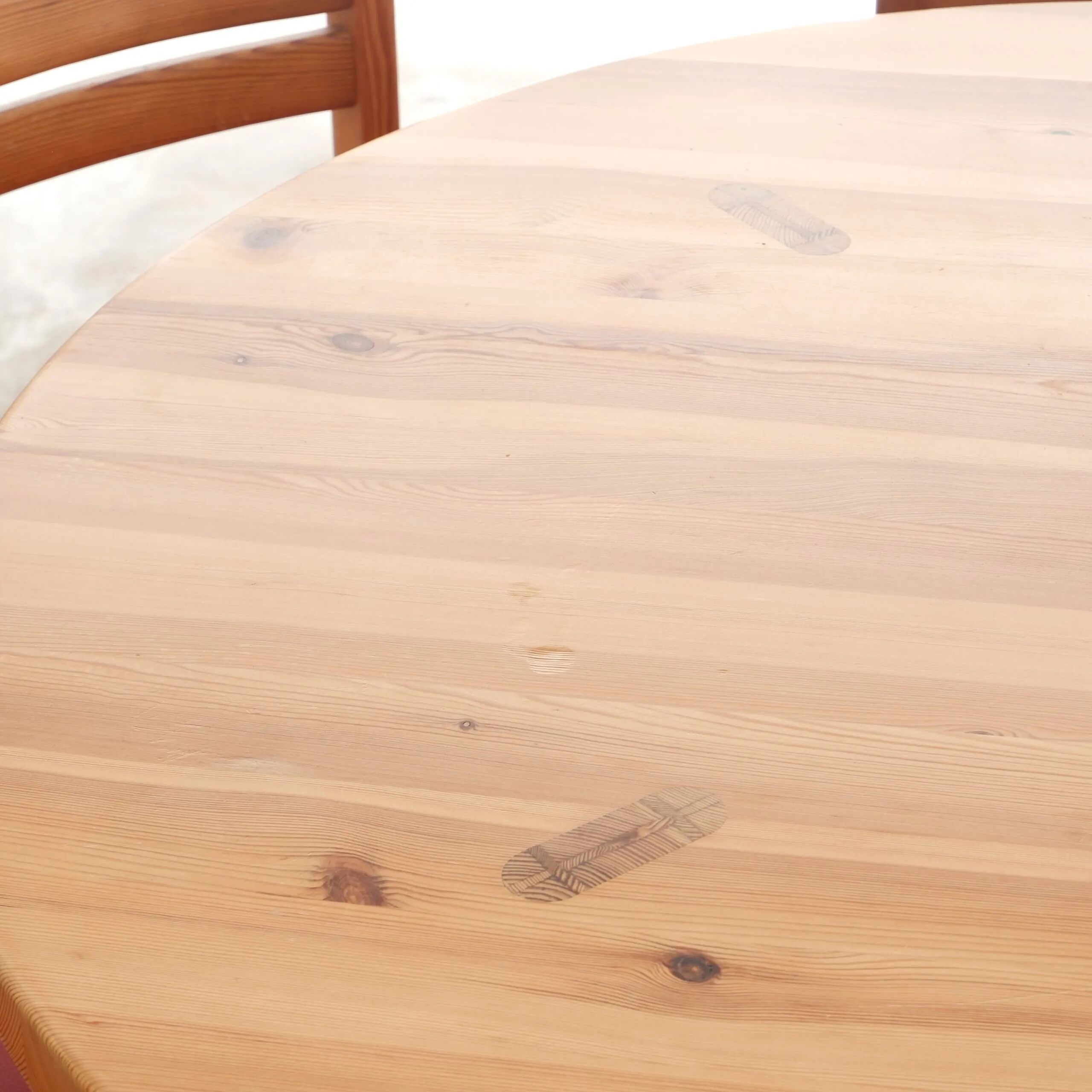 Large RW 152 pinewood dining table by Roland Wilhelmsson for Karl Andersson & Söner