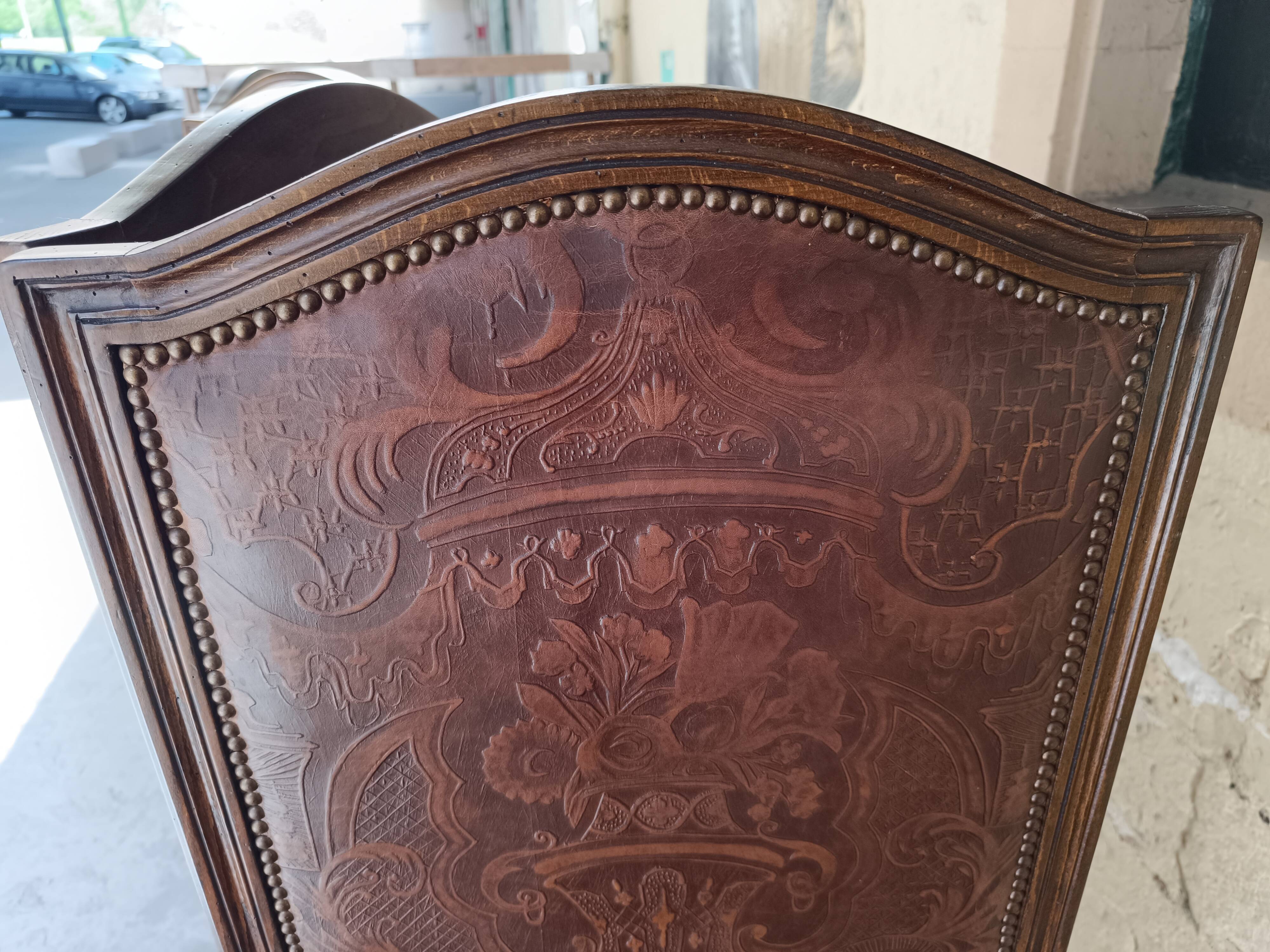 4-leaf wood and leather screen