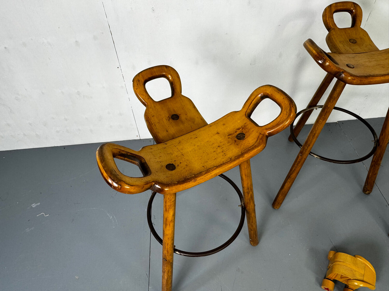 Set of 3 Brutalist Marbella Bar Stools by Sergio Rodrigues, 1960s