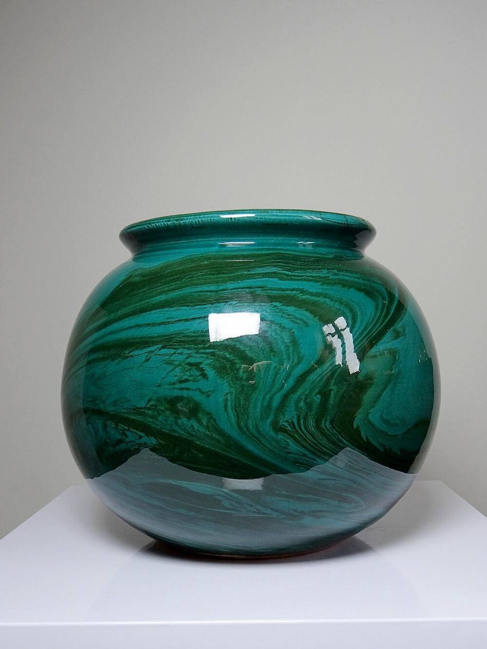 Large ceramic ball vase, art deco style, shade of green, vintage